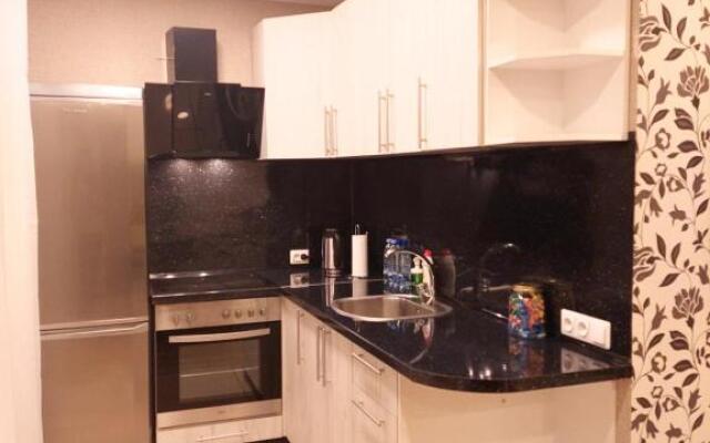 M14 Apartment
