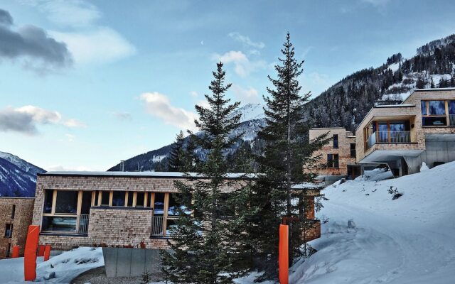 Classy Apartment With Infrared Sauna, Balcony and Garage