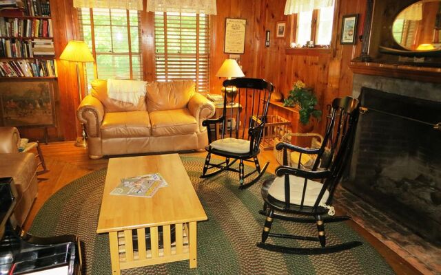 Cranmore Mountain Lodge Bed & Breakfast