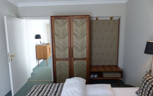 Prinz Myshkin Parkhotel