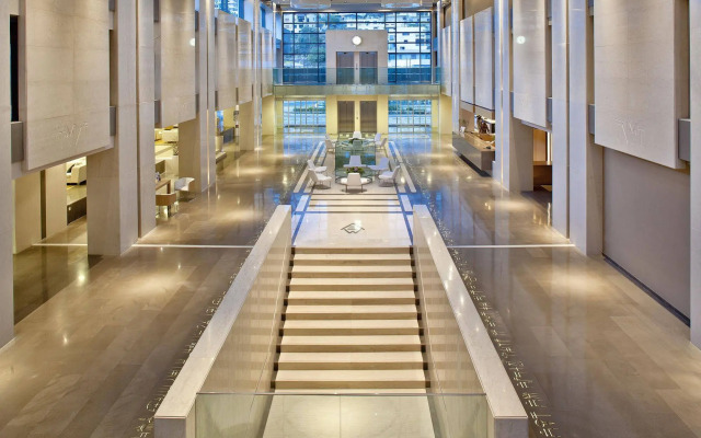 Avra Imperial Hotel