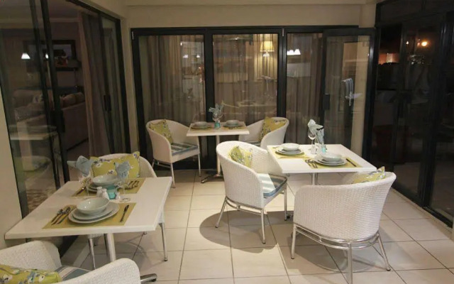 Sunset Beach Lodge & Spa