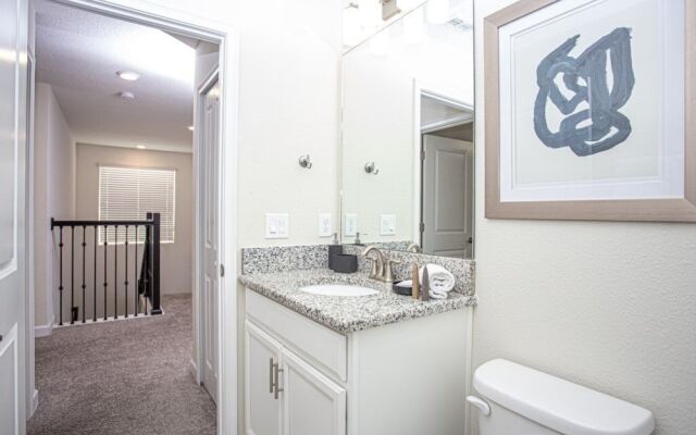 4718sh - Storey Lake 6 Bedroom Villa