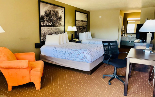 Hill Country Inn & Suites - New Braunfels / Gruene