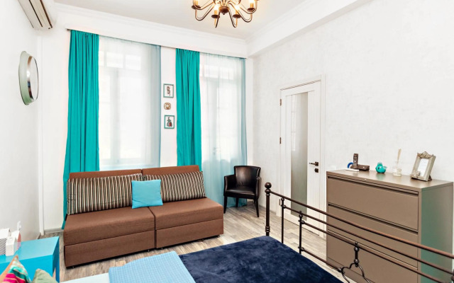 Apartment On Saadi Str Old Tbilisi