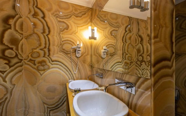 Hotel Vardar Kotor