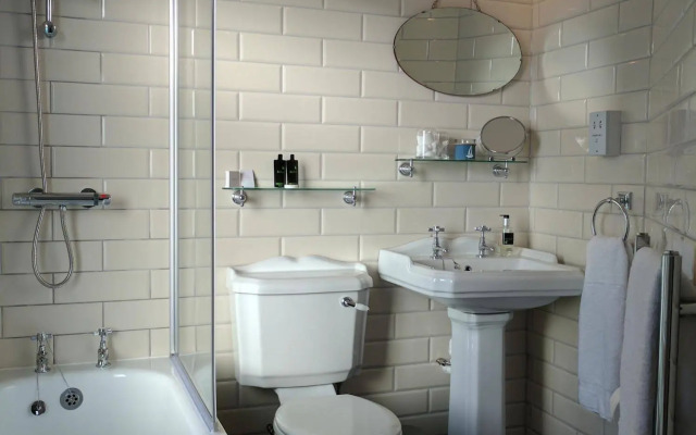 Broadwater Guest House