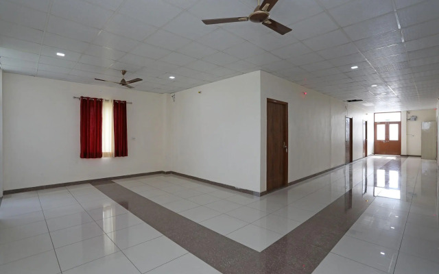 Shree Ram Palace By OYO Rooms