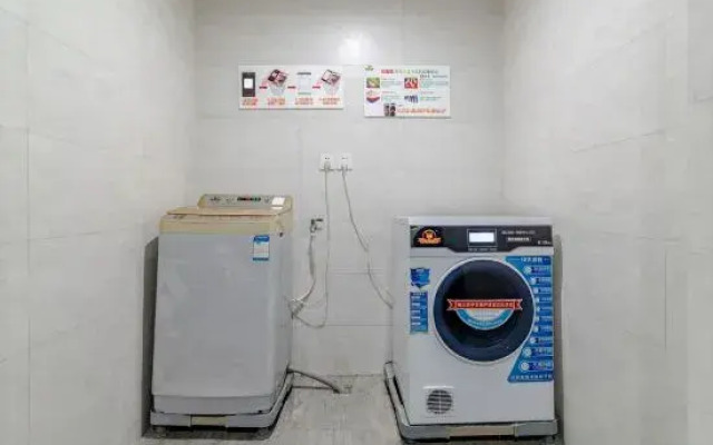 Jinzhai Hualian Business Hotel