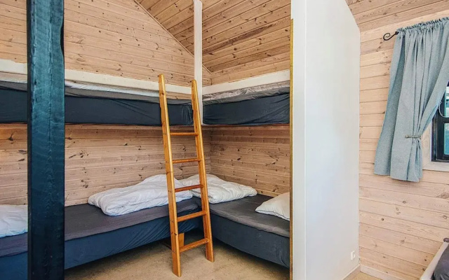 5 Person Holiday Park Home in Ronde