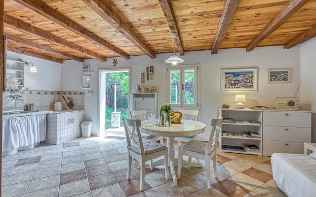 Eco House Zabodarski Beach