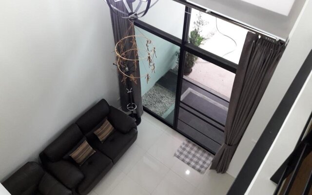 New Loft Modern Home