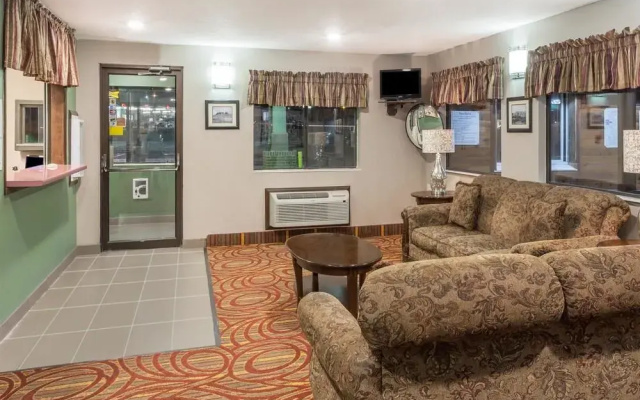 Super 8 Motel - Rock Springs