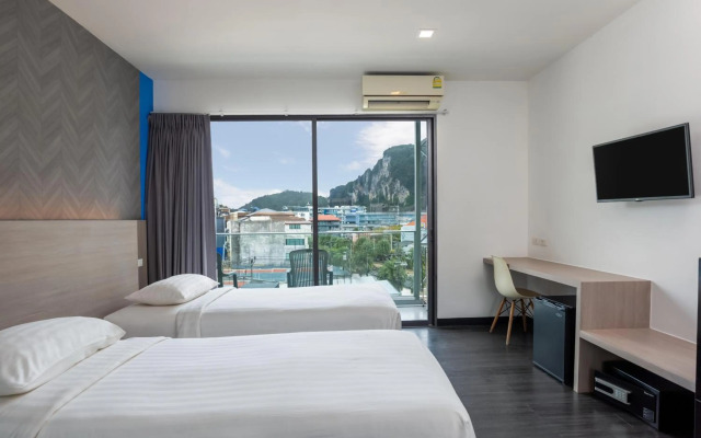 Wake Up Aonang Hotel