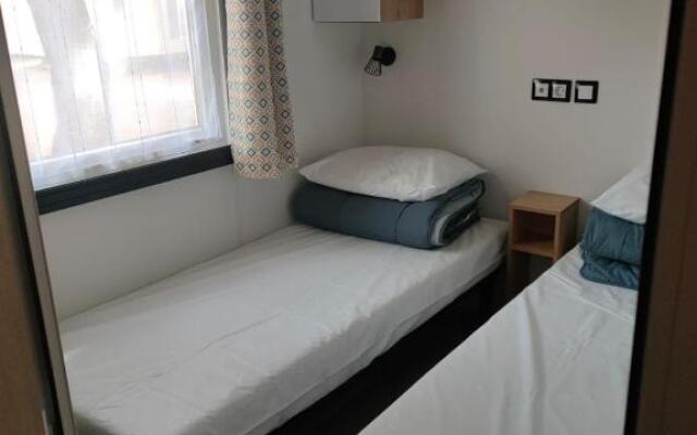 Mobil home 6 personnes 100m de la plage