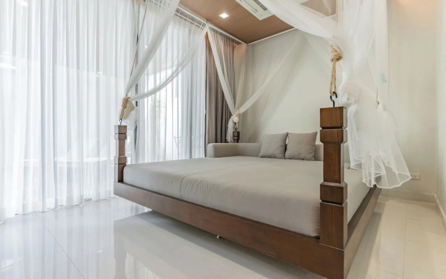 Panora Villa 8119 By Villacarte