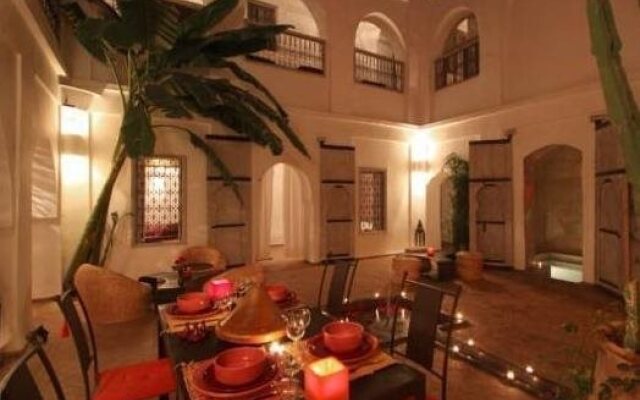 Riad O2