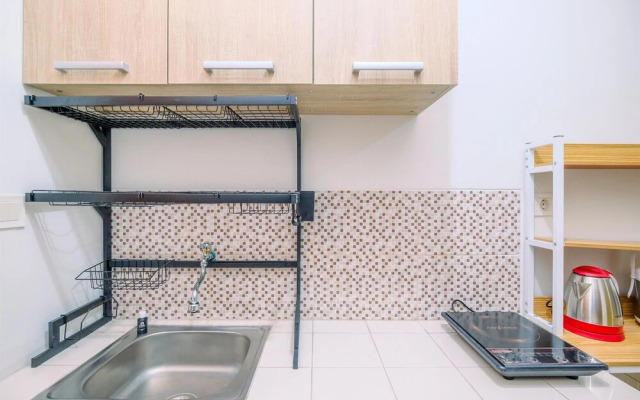 Best Homey and Minimalist Studio at Dave Apartment