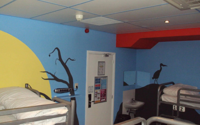 The Flying Pig Uptown Hostel