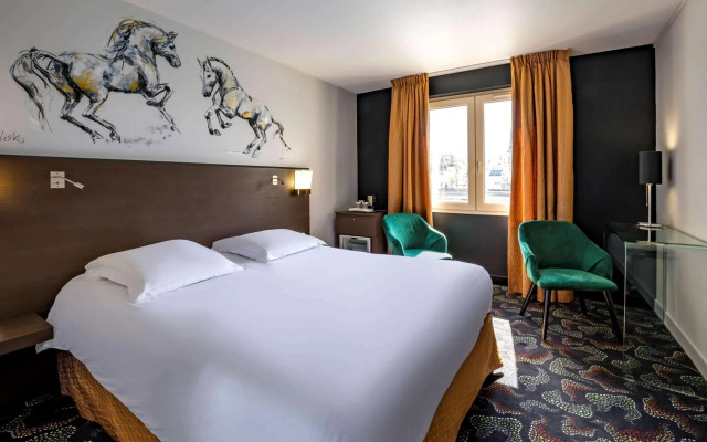 Mercure Bords De Loire Saumur