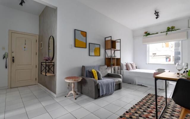 6 Minutes From Ipanema Beach and Close to the Underground J804