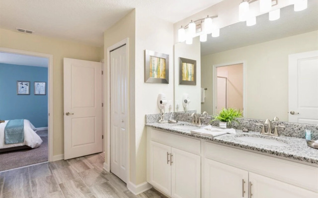 9BR ChampionsGate Pool Home