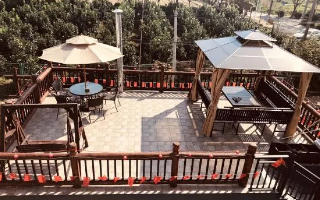 Suiyun Xianzhu Homestay (Caiyucun Road Branch)