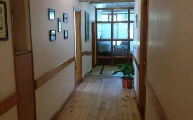 The Eee Cee Hotel