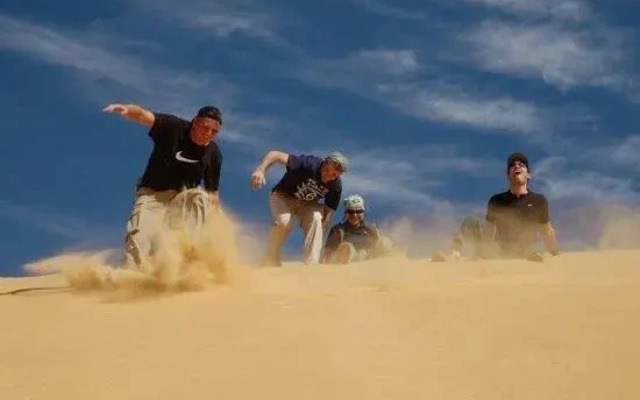 Sandrose Baharia Hotel