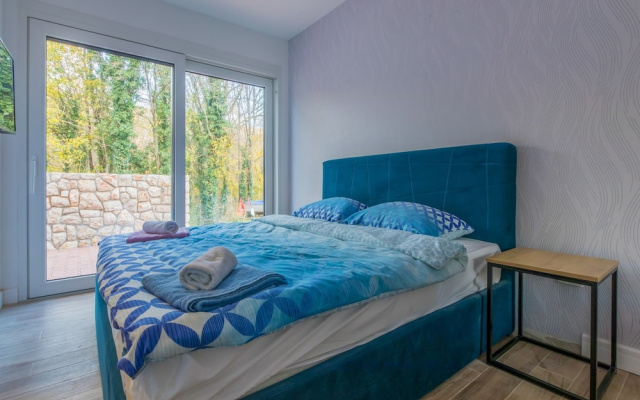 Villa Adry