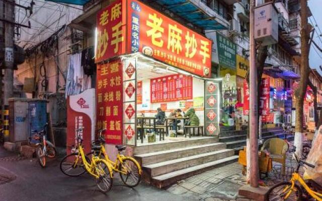 Chengdu Qingyang Wenshu Temple Locals Apartment 00144660