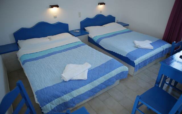 Perissa Hotel