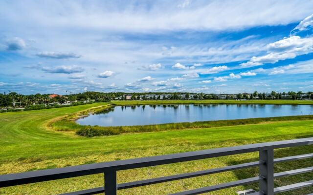 Spacious Beautiful 3-br Condo Prime Location