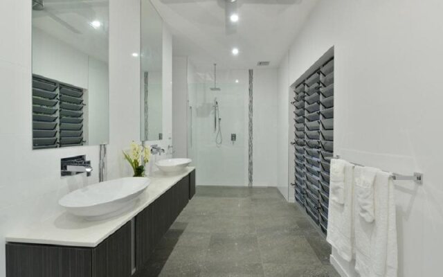 #2 Andrews – Port Douglas