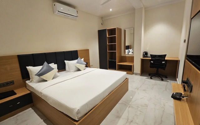 Emerald Urban Comforts