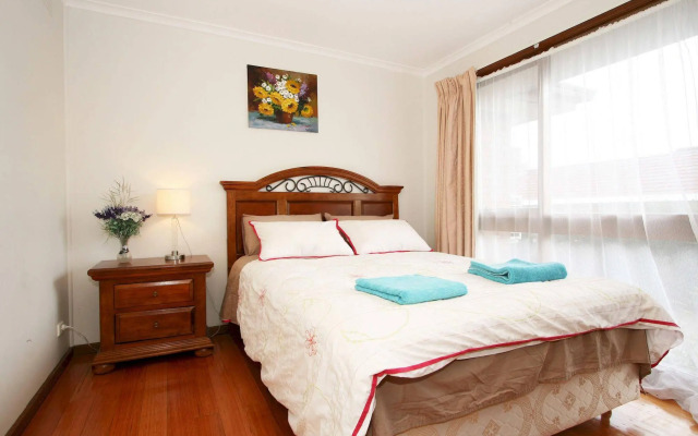 40 Thames Holiday Unit