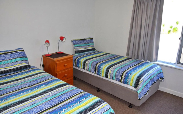 Ocean Shores Apartment 15