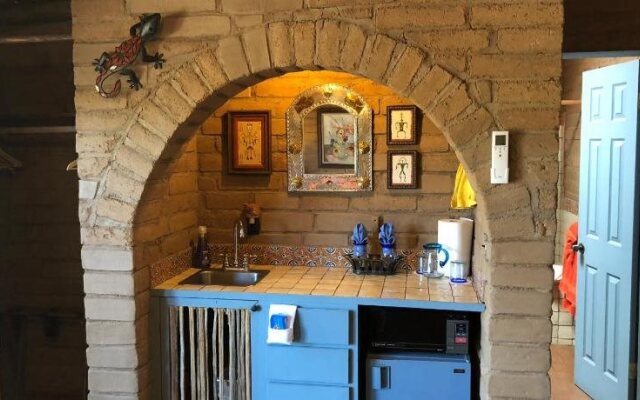 Casa Tierra Adobe Bed & Breakfast Inn