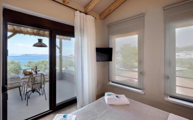 By the sea luxury suites
