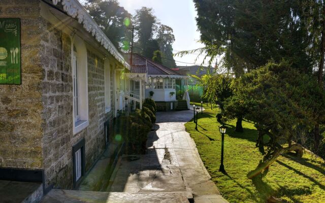 Summit Swiss Heritage Hotel & Spa