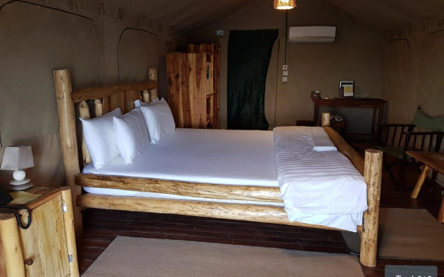 Wag Hill Lodge