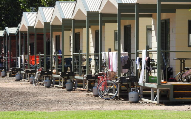 Victoria Lake Holiday Park