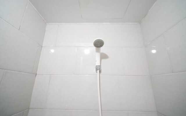 Nice And Comfy Studio At Supermall Mansion Apartment