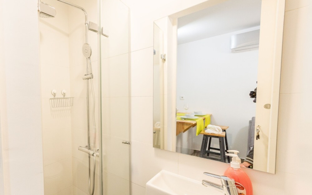 Vieira Apartments II