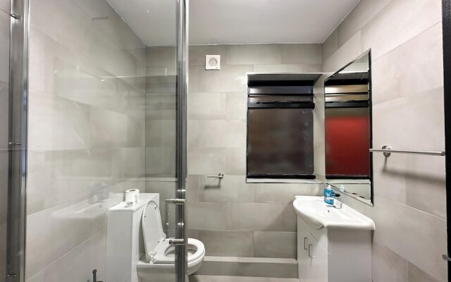 Mulberry Aparthotel