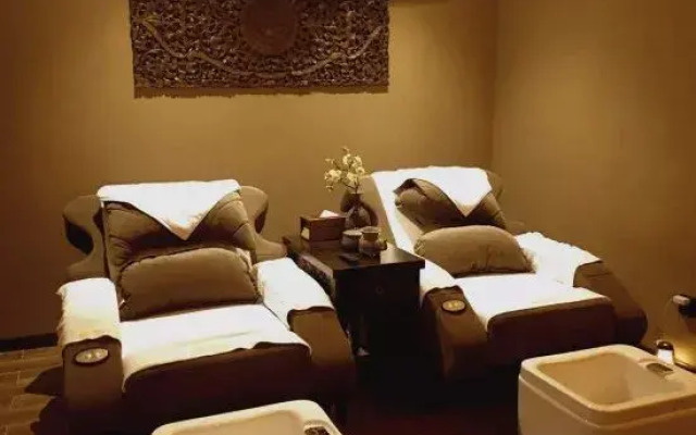 Shiji Xinghe Hotel (Huangshan Tunxi Old Street)
