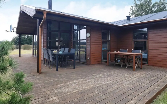 10 Person Holiday Home in Brovst
