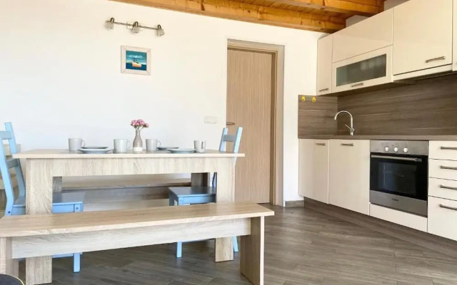 Žare - With Garden - A2