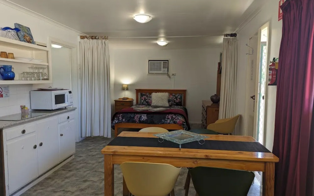 Kingscote Tourist Park and Family Units
