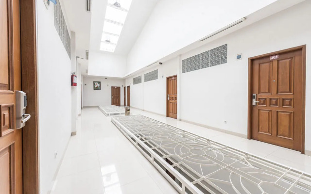 Airy Regol Lengkong Besar 62 Bandung